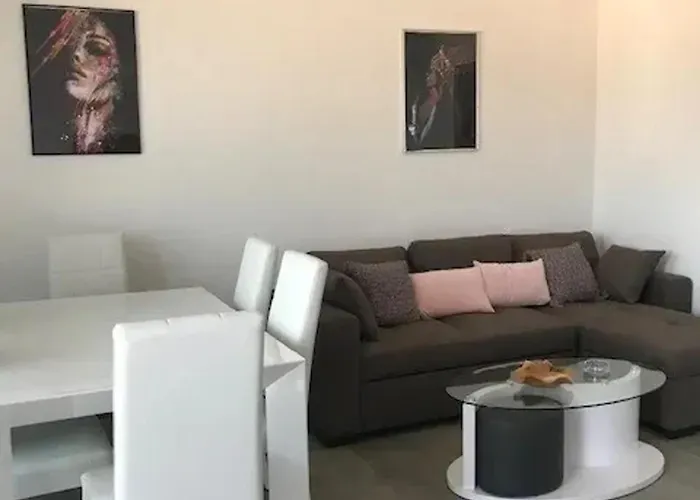 A Avec Vue Sur La